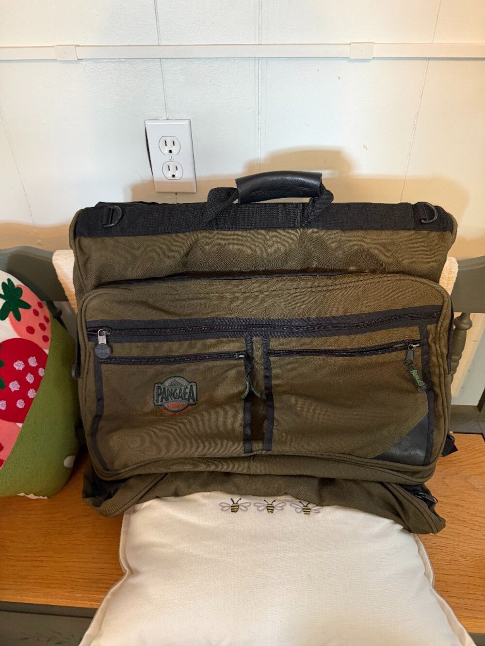 Vintage Kelty Pangaea Convertible Garment Travel Bag – Olive Green